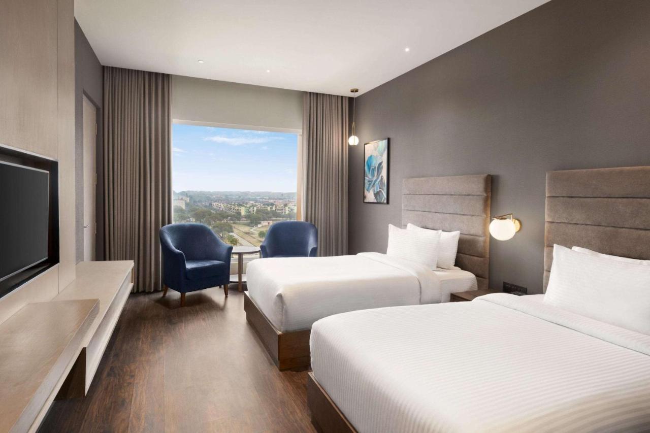 Wyndham Chandigarh Mohali ภายนอก รูปภาพ